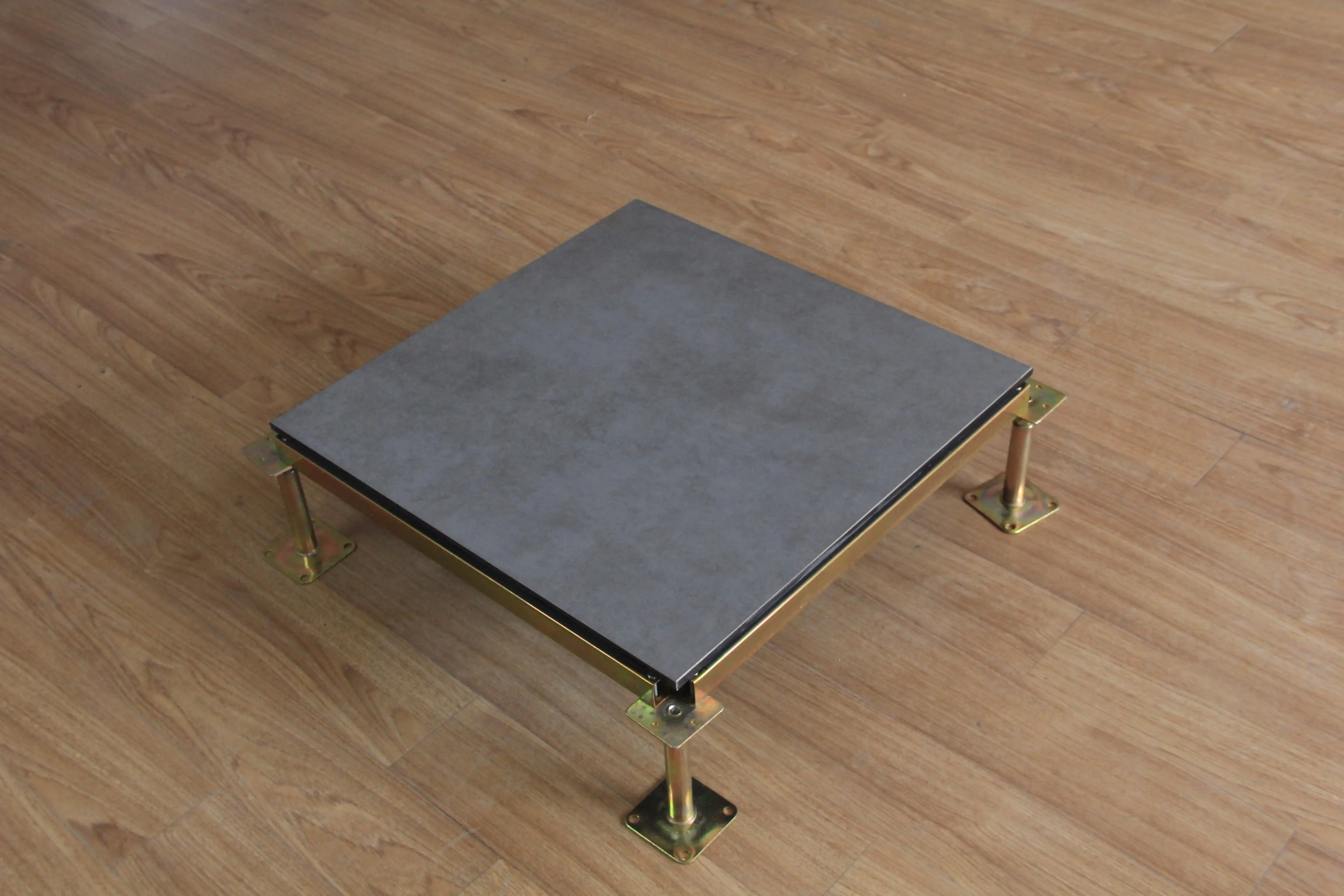 Aluminum alloy antistatic floor