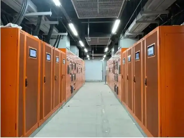 Data Center Room Three Phase High Frequency Online 500kVA Modular UPS
